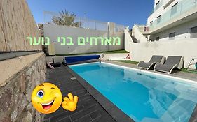 המחבוא של זוהר
